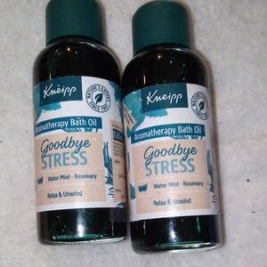 Goodbye Stress Aromatherapy Bath Oil - Water Mint & Rosemary (Green)